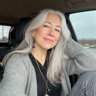 Claudia M. review image